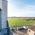 Deluxe Brand New Duplex For 4 Ostende