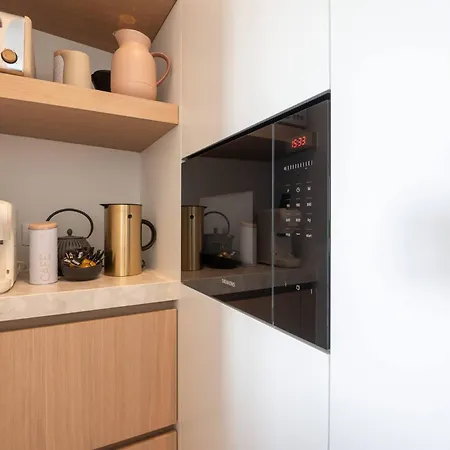 Deluxe Brand New Duplex For 4