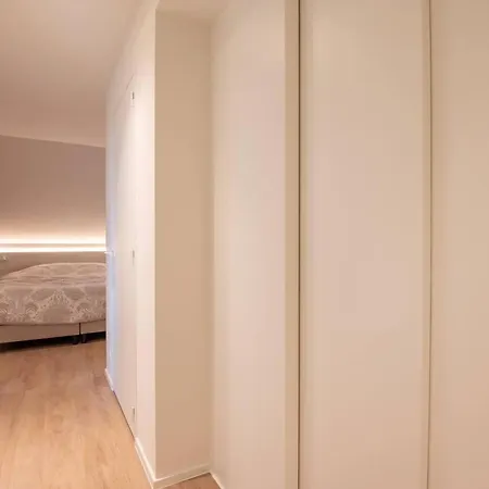 Deluxe Brand New Duplex For 4 Ostende