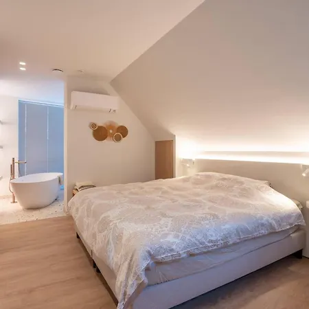 Daire Deluxe Brand New Duplex For 4 Oostende