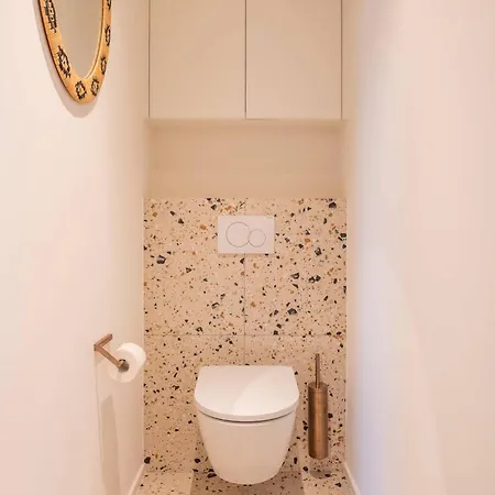 Daire Deluxe Brand New Duplex For 4